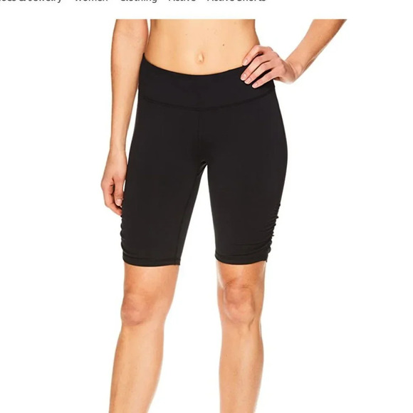 NWT Gaiam Women's Yoga Performance Spandex Compression Shorts - Black - Picture 1 of 5